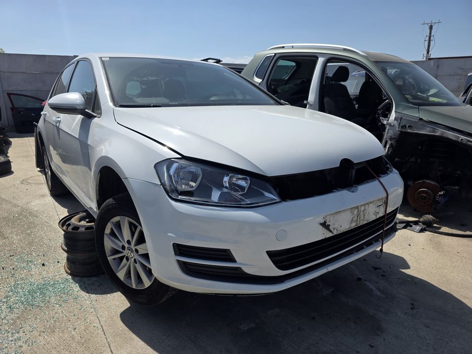 Dezmembram Volkswagen Golf 7 2016 1.2tsi CJZ