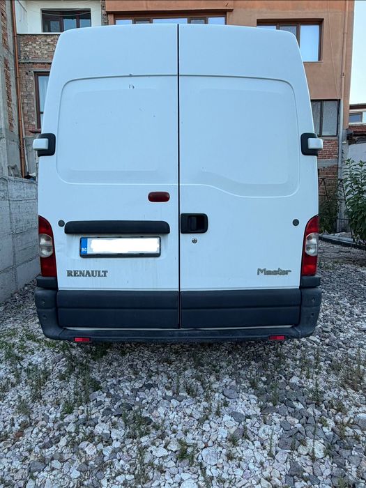 Товарен бус Renault