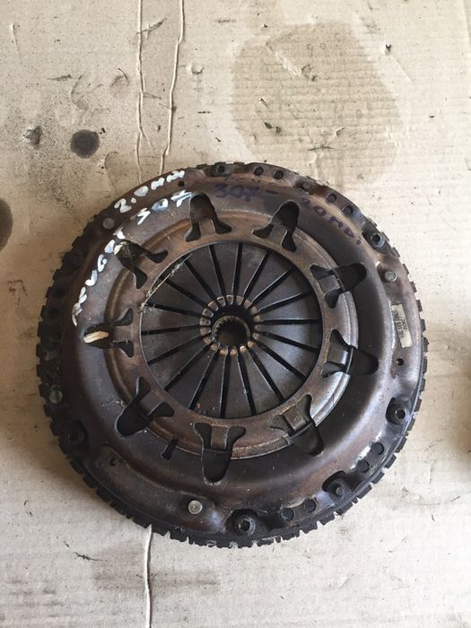 Volanta Placa Disc Peugeot 307 2.0 HDI 5+1 pret 450 lei