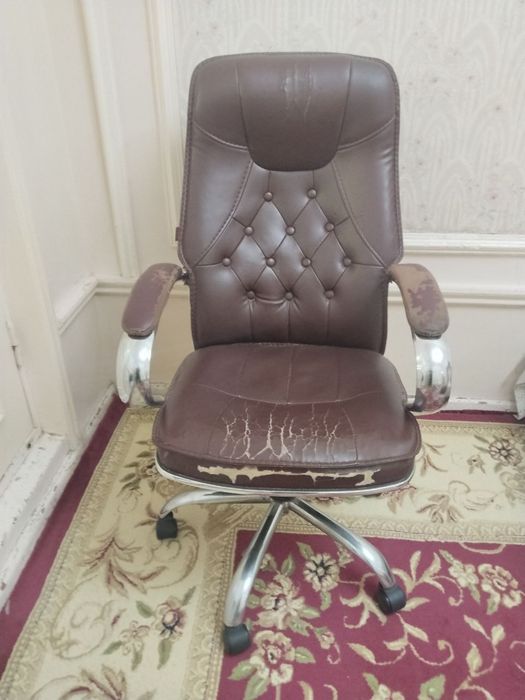 Продается  кресло б/у