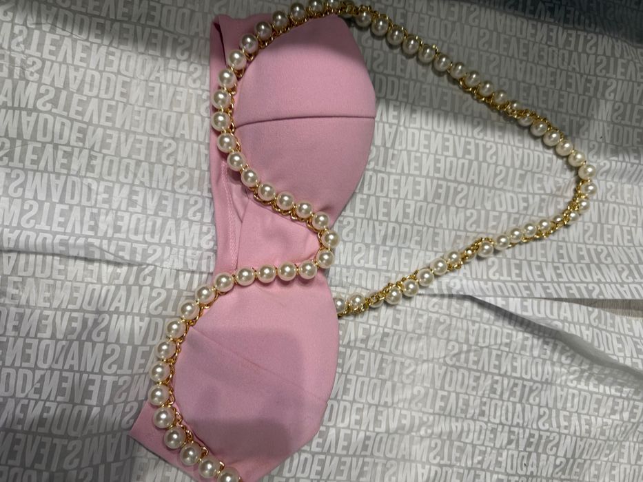 Дамско бюстие с перли