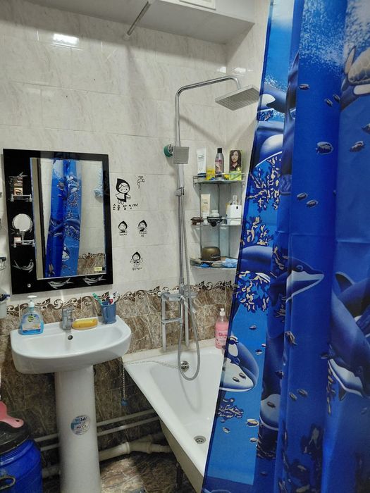 Продаётся 3-комнатная квартира в 10 микрорайоне