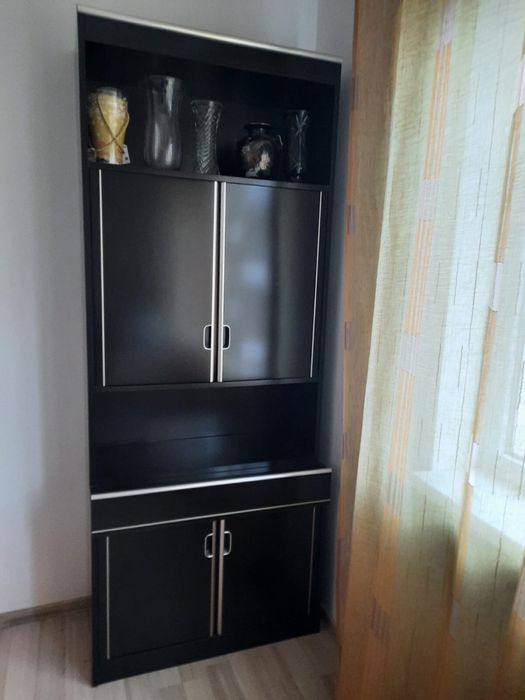 Canapele / dulapuri / covor / noptiere