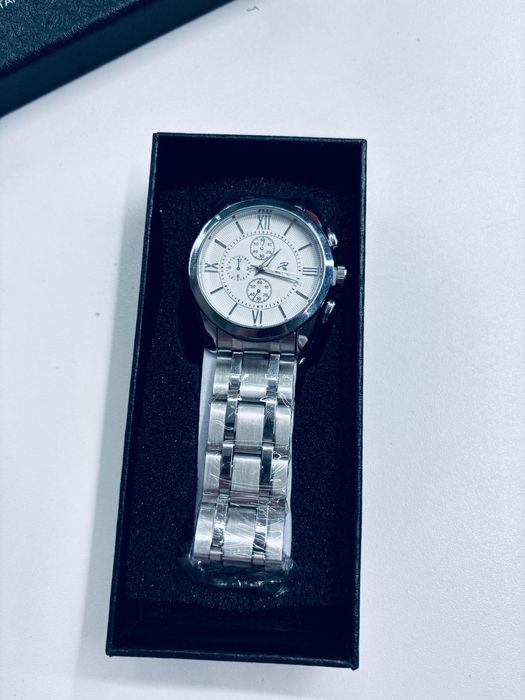 Сағат ерлерге арналған