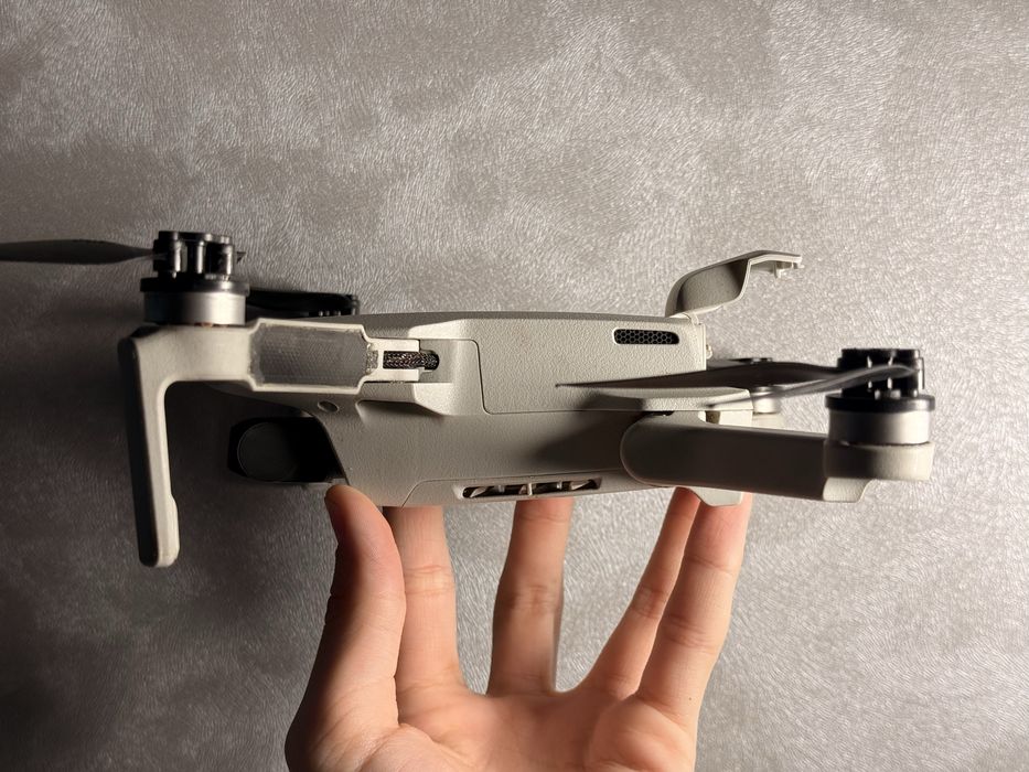 Дрон DJI Mini серый