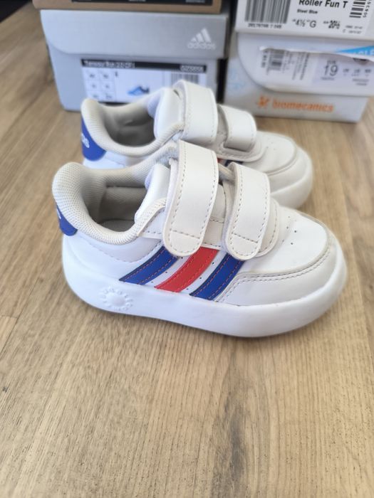 Обувки за момче от 18 номер до 22номер.