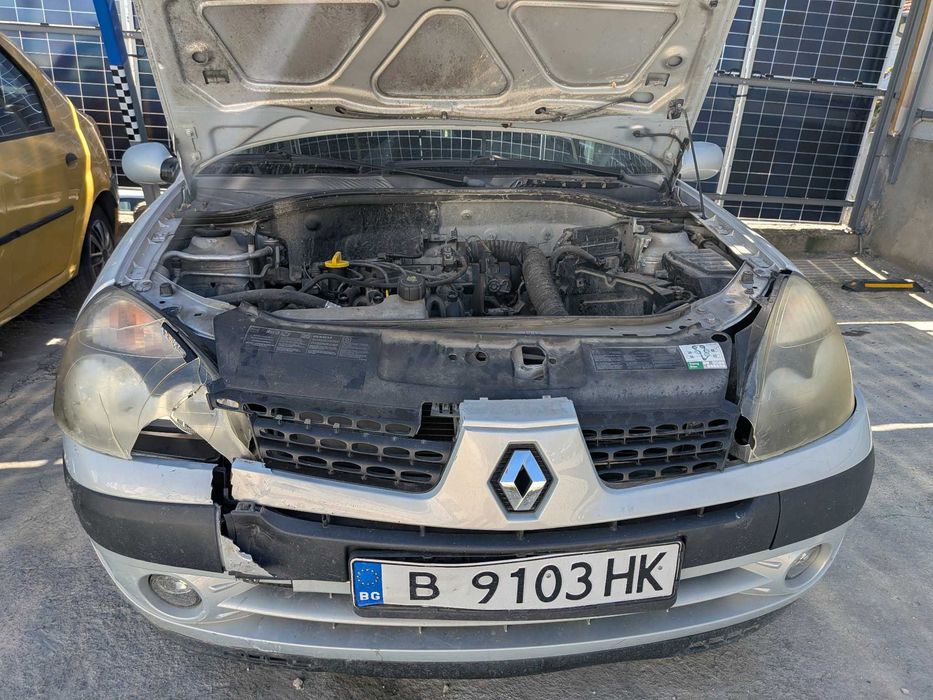 Renault Clio 2003 г., 1.2 16V, 75 к.с. – за части.