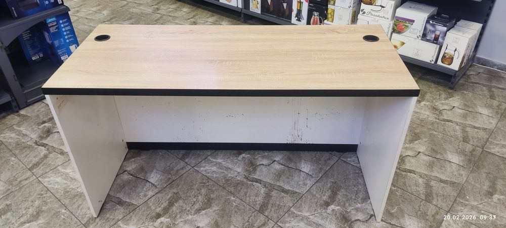 Столы для офиса , склада