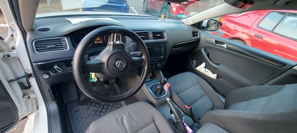 Vw jetta 1.2 tsi cu instalatie gaz (GPL) "prins" de la primul proprietar, masina cumpărată de noua din România