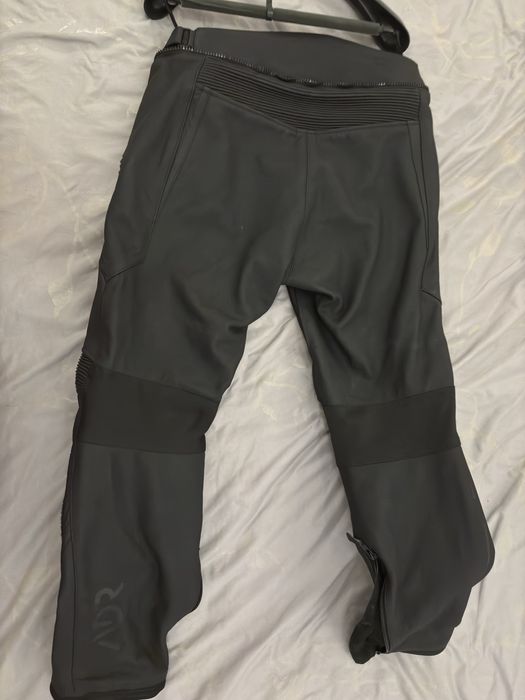 Чисто нов! Кожен мото екип Adrenaline 2 части