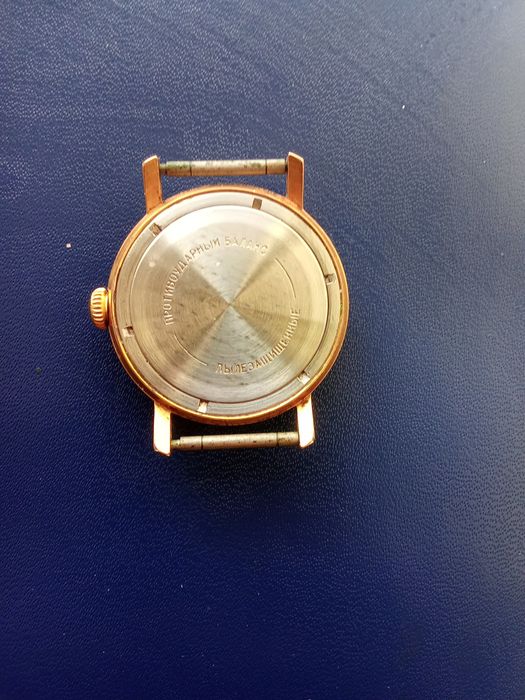 Часы Восток 17 камней