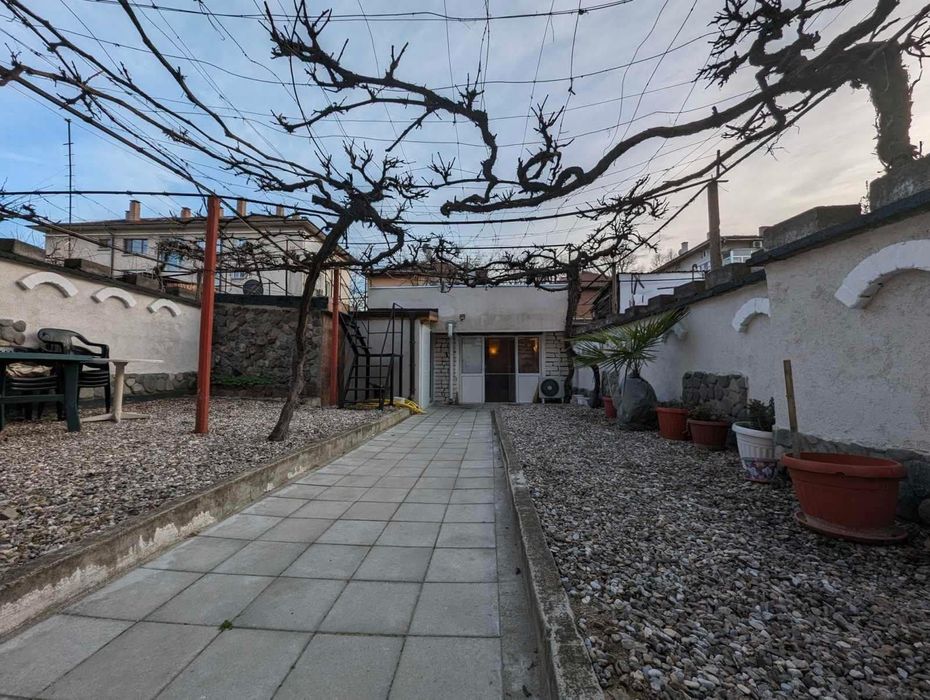 Дава се под наем Къща в Пловдив, Христо Смирненски - 57 кв.м за 300 € - Снимка #11