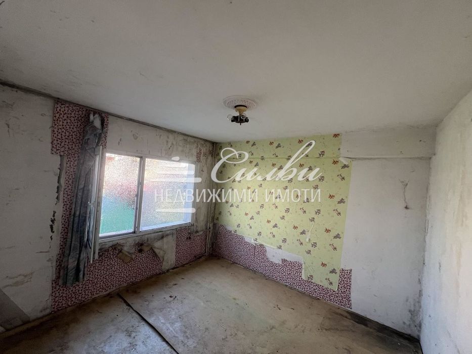 Продава се Едностаен апартамент в Шумен, Тракия - 37 кв.м за 696 €/кв.м - Снимка #1