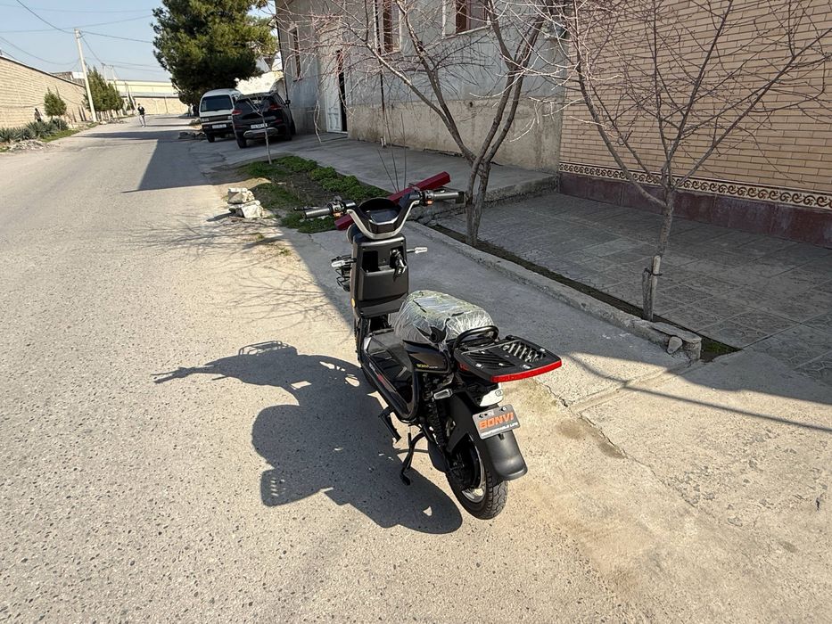 Skuter bonvi  sotiladi