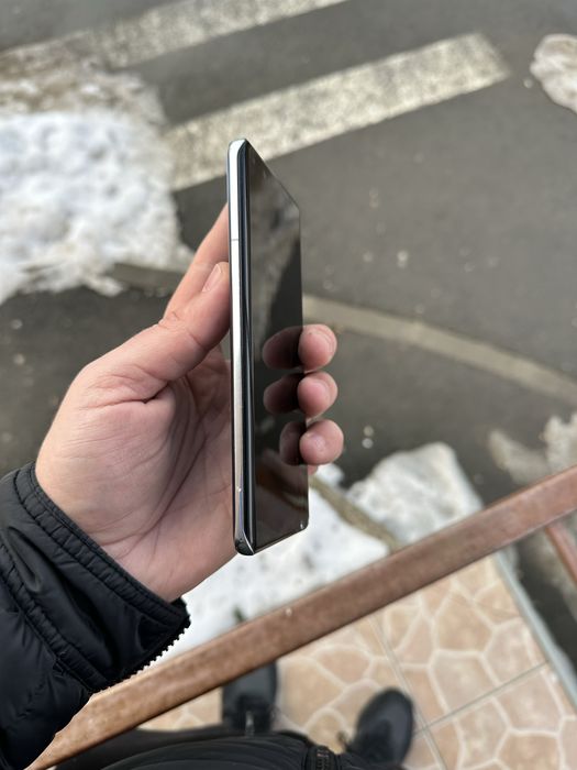 Huawei p40 pro cu displayul spart pentru piese