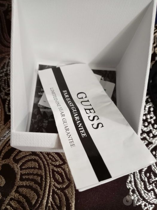 Продаются часы GUESS