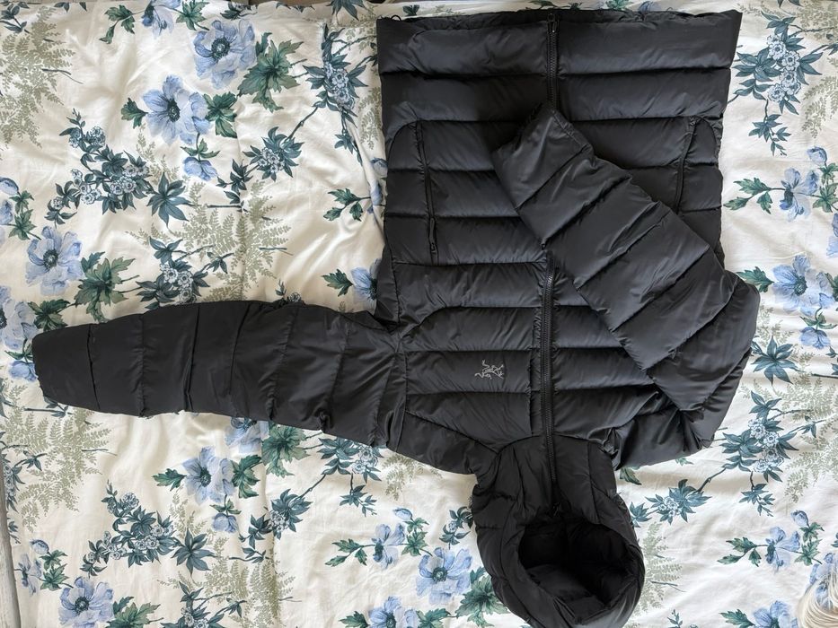Пухено яке Arcteryx Thorium Hoody - black