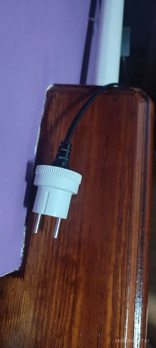 Светильник на стену