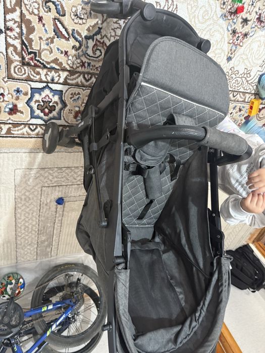 Коляска б/у в хорошем сострянии