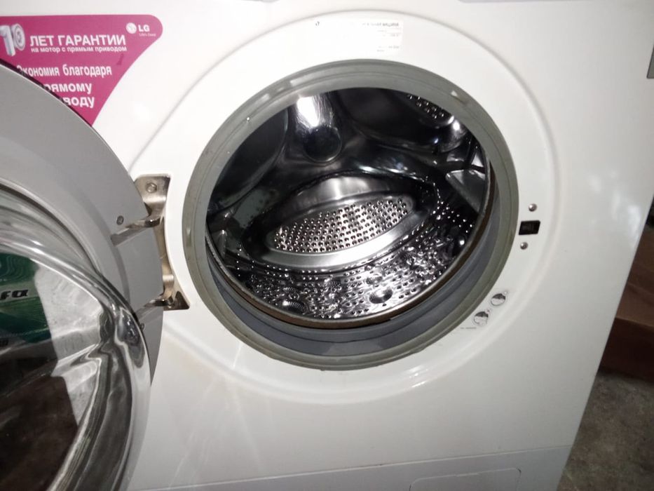 Продам стиральную машину