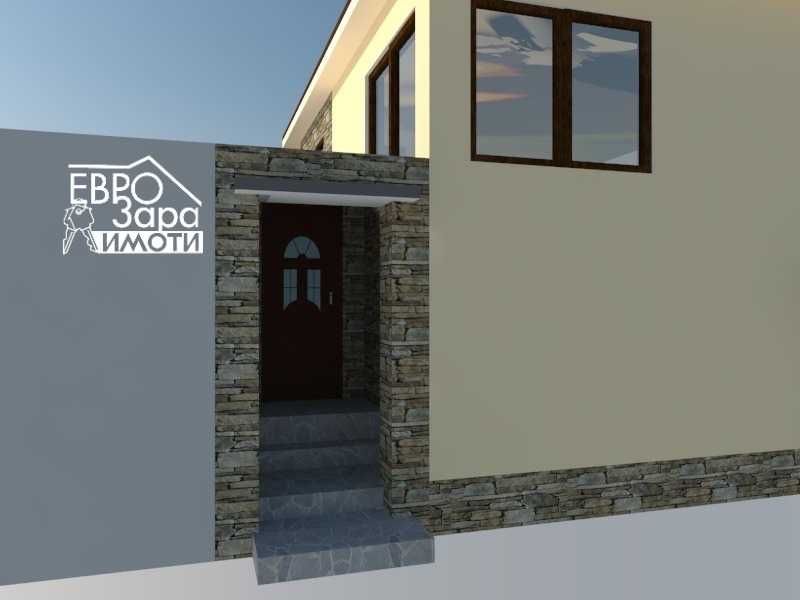 Двуетажна къща с гараж за продажба в Центъра