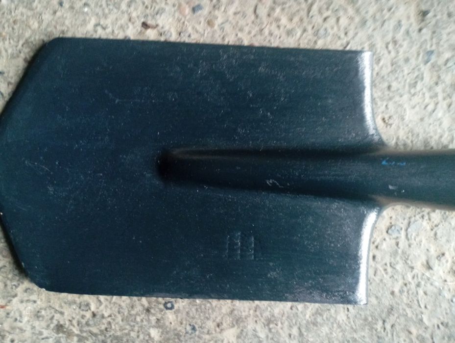 Продается советская лопата