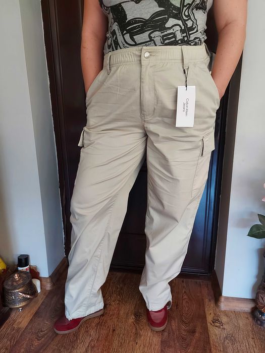 Pantaloni cargo Calvin Klein noi , XL femei