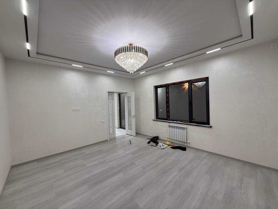 Yangihayotda 4 xonali 120 m2 1.7 sotix yangi qurilgan uy sotiladi