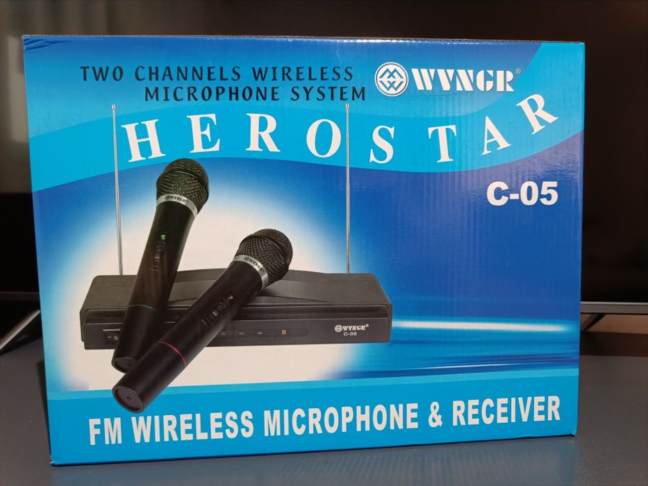 Sistem karaoke, 2xMicrofoane wir Receptor Herostar  WVNGR C-05, Negru