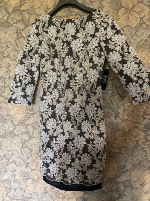 Вечерние, брендовые платья.