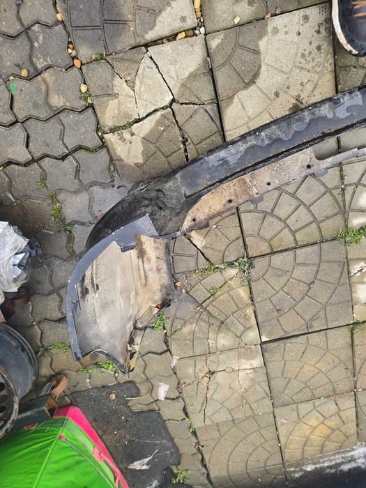 Bara/Spoilar spate Opel Zafira B cu opc line.