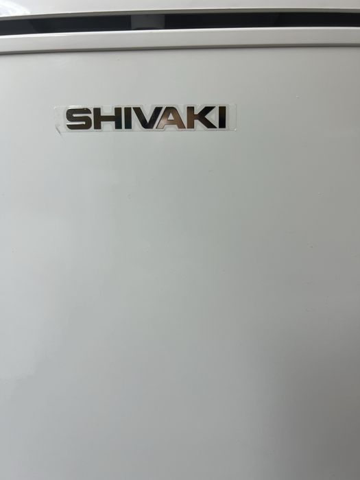 Продаем холодильники атлант и шиваки.