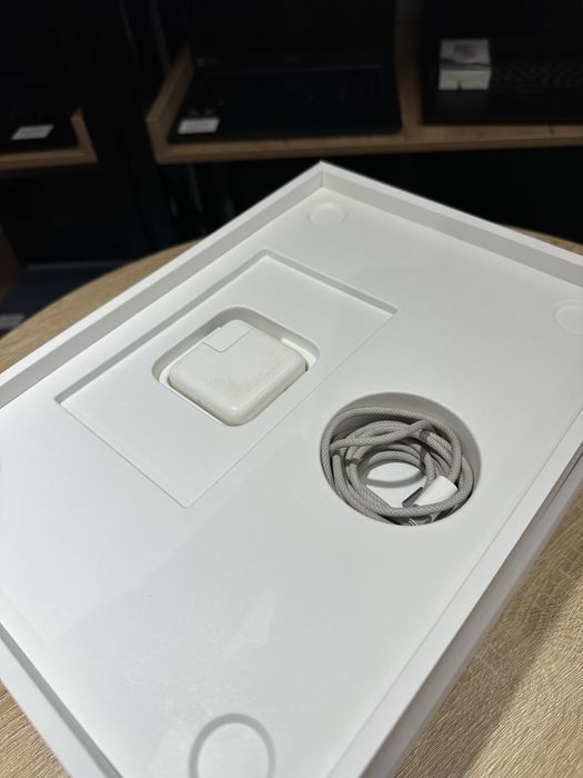 Macbook air m2 на запчасть