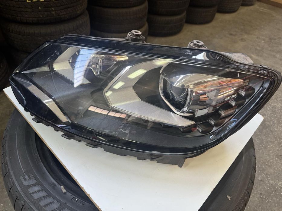 Фар за Фолксваген/VW Sharan