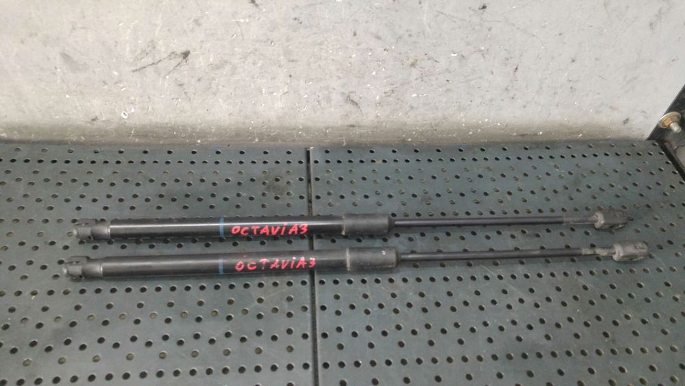 Set telescoape amortizoare haion skoda octavia 2 hatchback 5e5827550q
