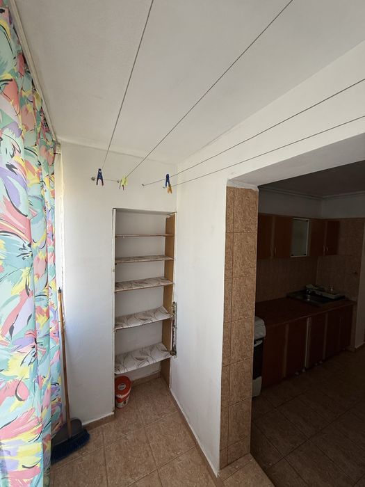 Proprietar, inchiriez apartament 2 camere decomandat