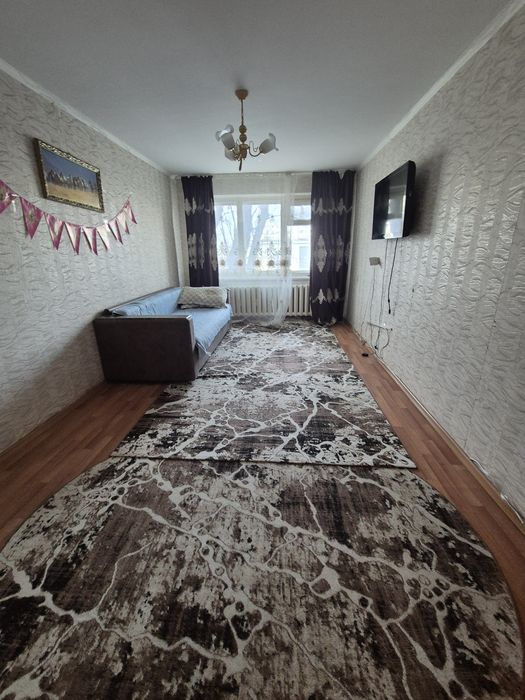 Екі бөлме үи сатылады