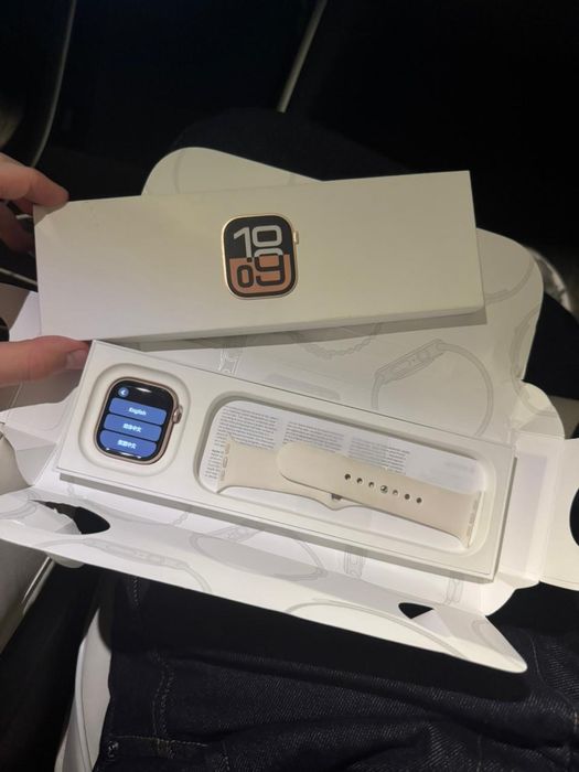 Apple Watch 10 42 mm 100% акб