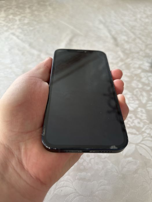 iPhone 12 память 64 ГБ