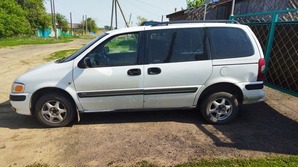 Опель синтра минивен