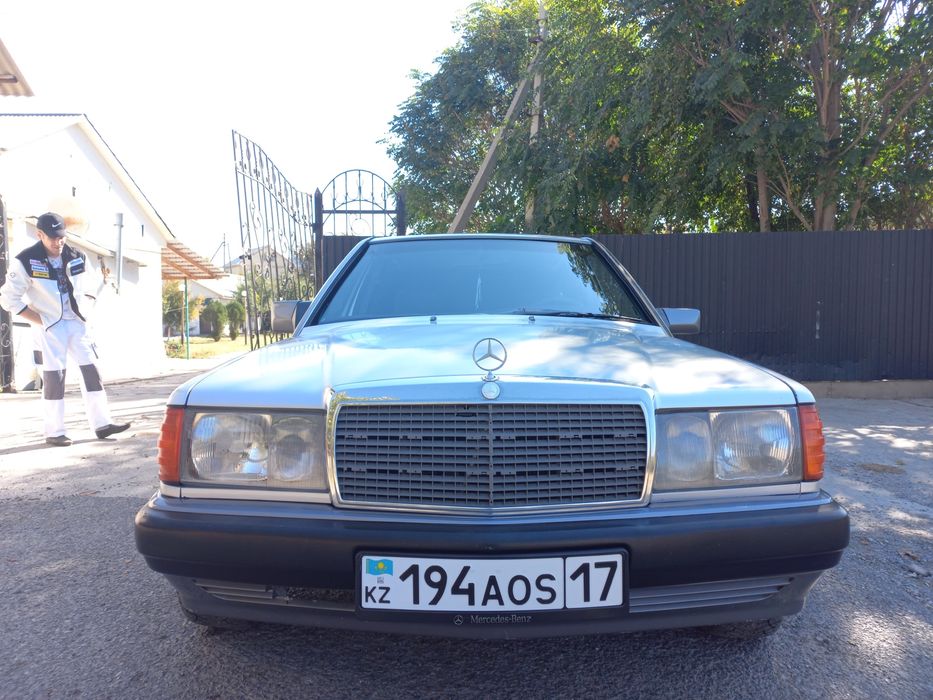 Е 190 2 куба хорошем  состояние