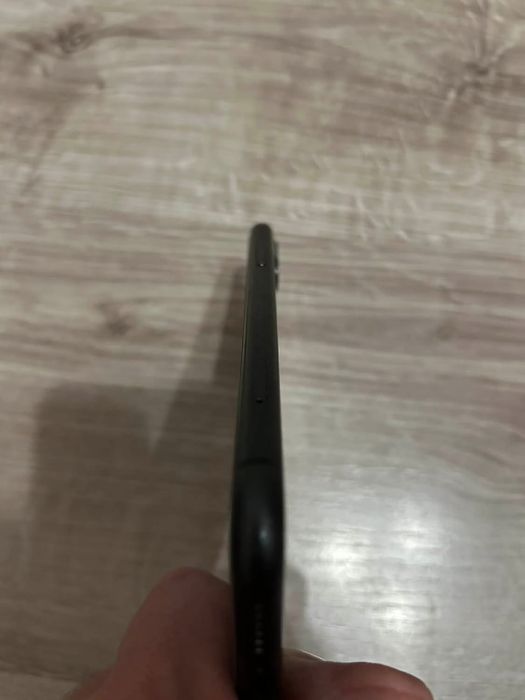 Iphone 11 128 GB 86% baterie