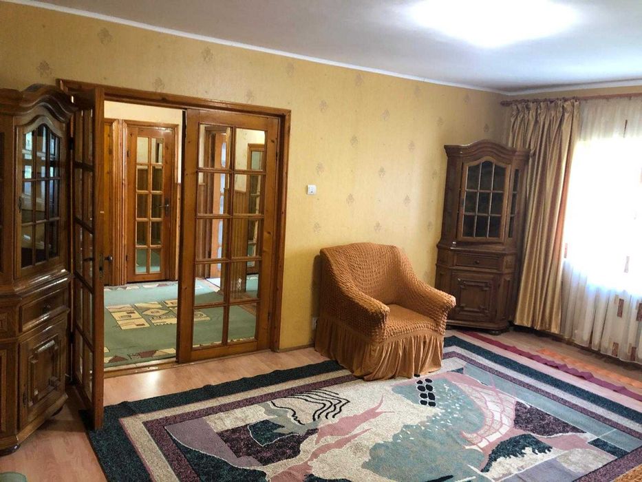 Se vinde apartament 2 camere, etaj II, str. Oancea Iasi — fotografia 1