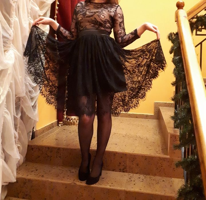 Кружевное платье