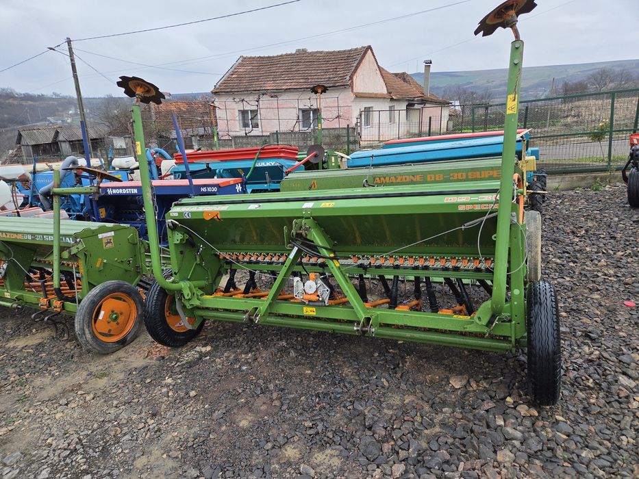 Semanatoare Paioase Amazone D9-30  3m
