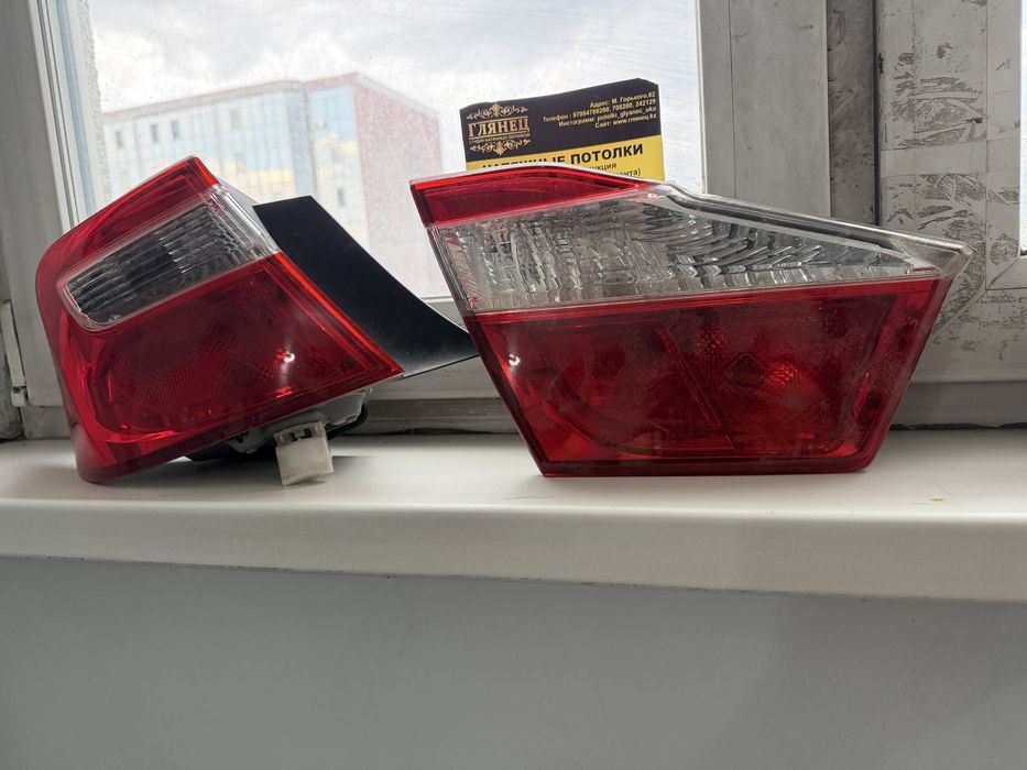 Продам задние фары Камри 50