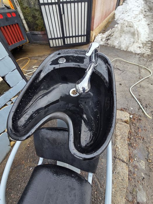 Scafa de spalat parul pentru frizerie.