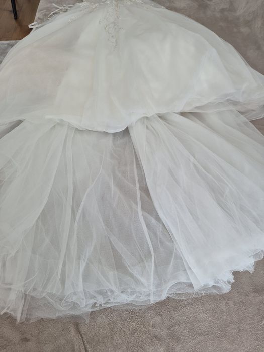 Rochie mireasă cu corset reglabil
