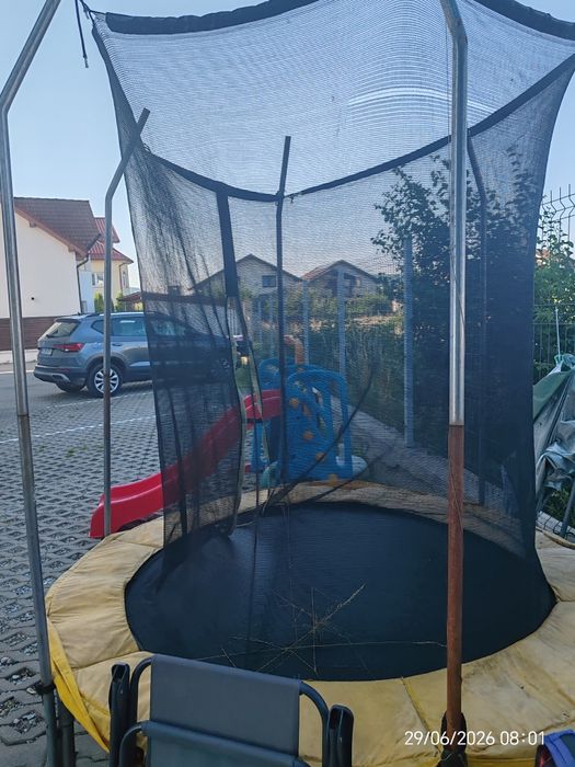 Vând trambulina pentru copii