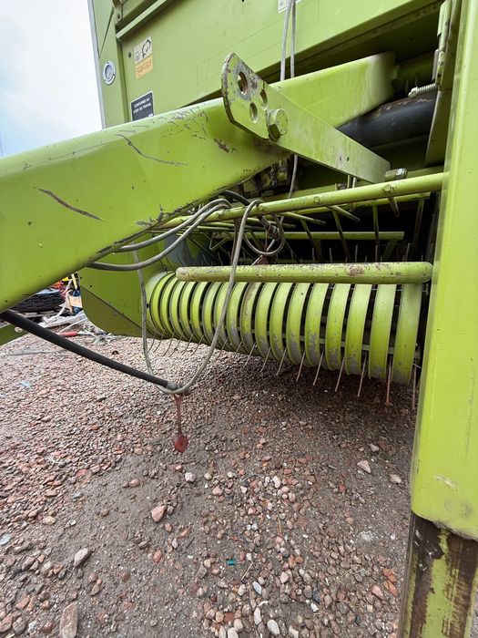 Пресс подборщик Claas rollant 46